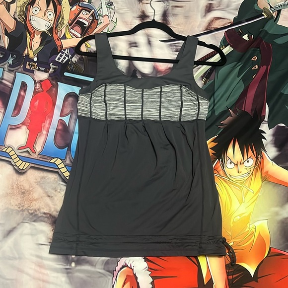 EUCLululemon Elevate Tank Grey Light Grey W/ Adjustable Waist/Back Pocket Size 6 - Picture 2 of 7